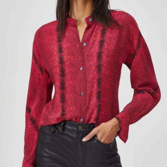 Equipment 100% silk button down snake skin print size large - Picture 13 of 14